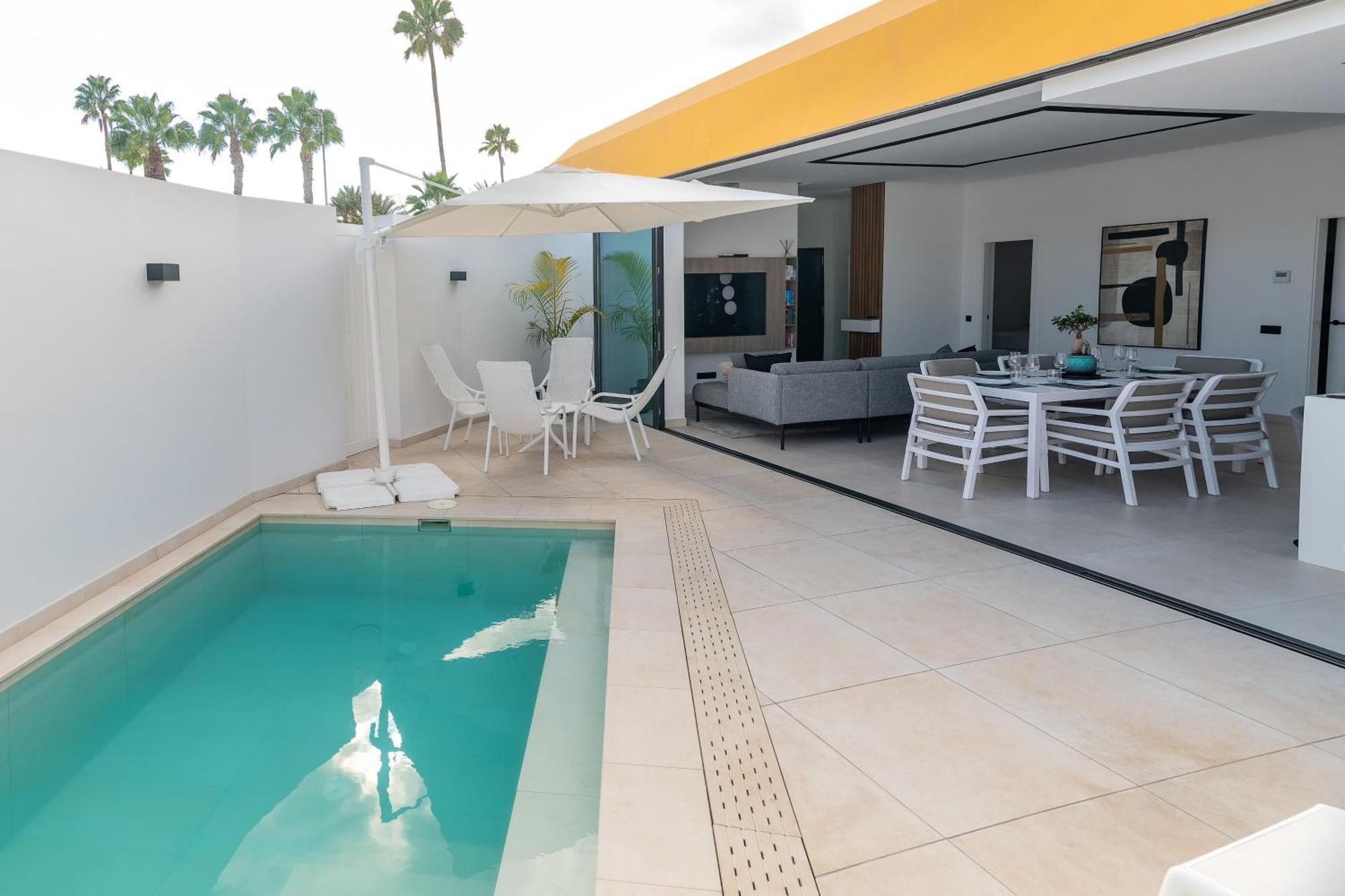 Bungalow Siena Center Playa Del Ingles มาสปาโลมาส ภายนอก รูปภาพ